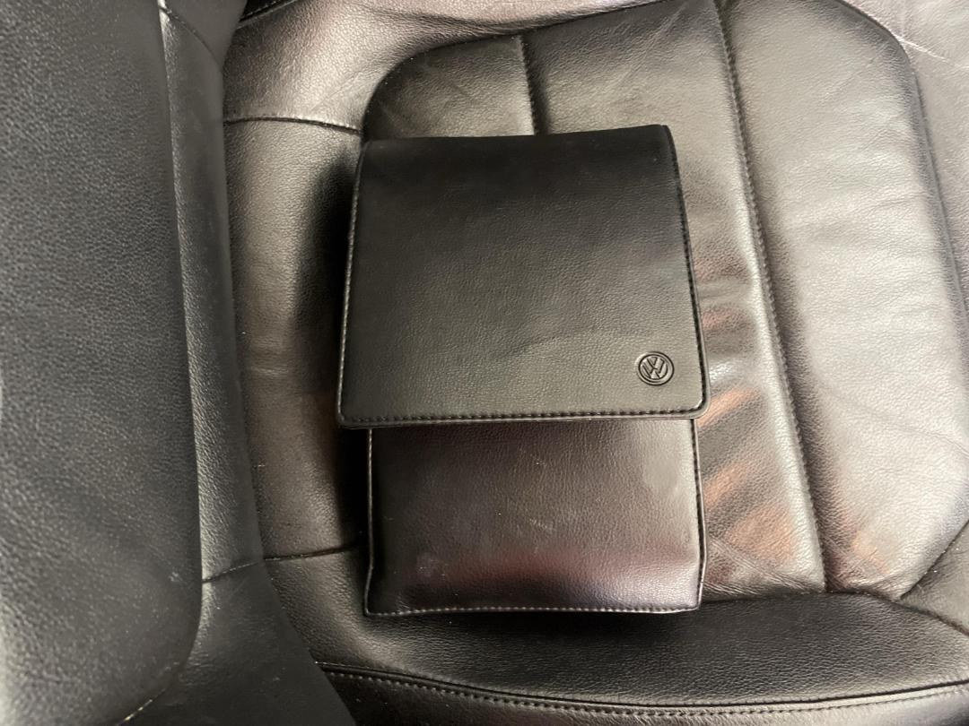 Photo '29' of Volkswagen Passat Photo '29' of Volkswagen Passat