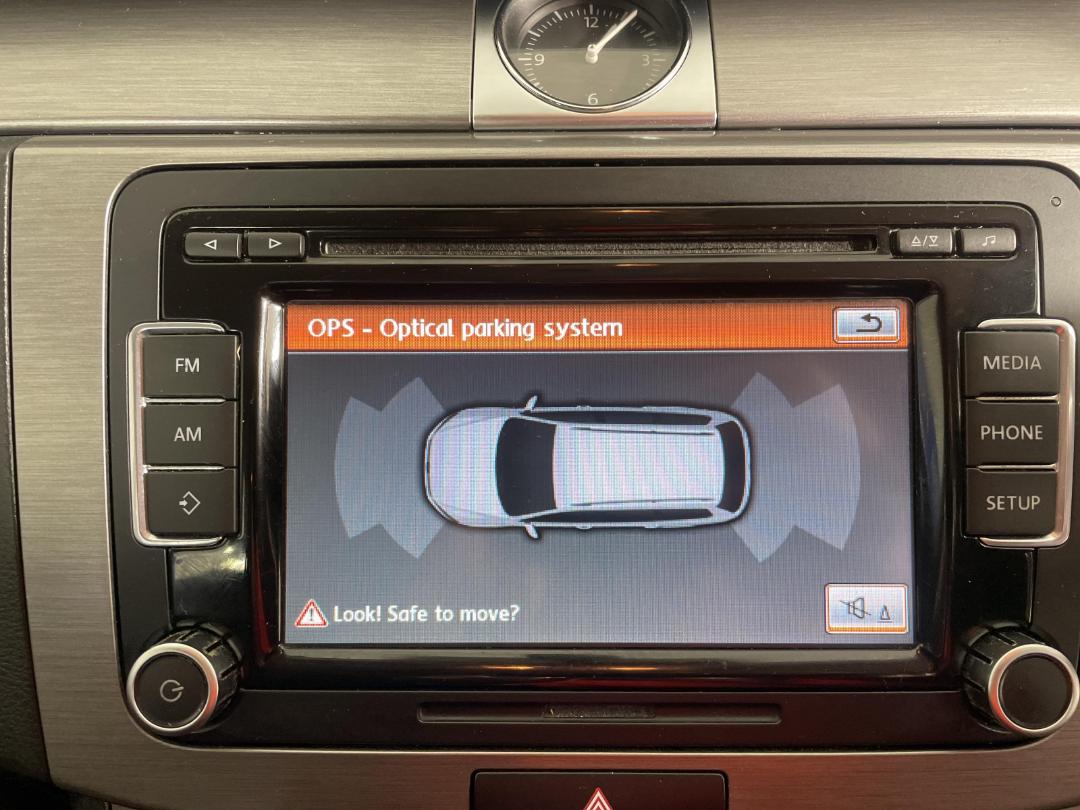 Photo '28' of Volkswagen Passat Photo '28' of Volkswagen Passat