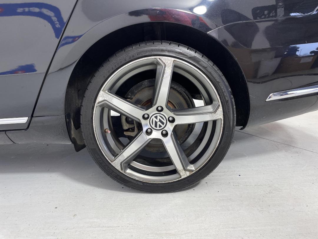 Photo '11' of Volkswagen Passat