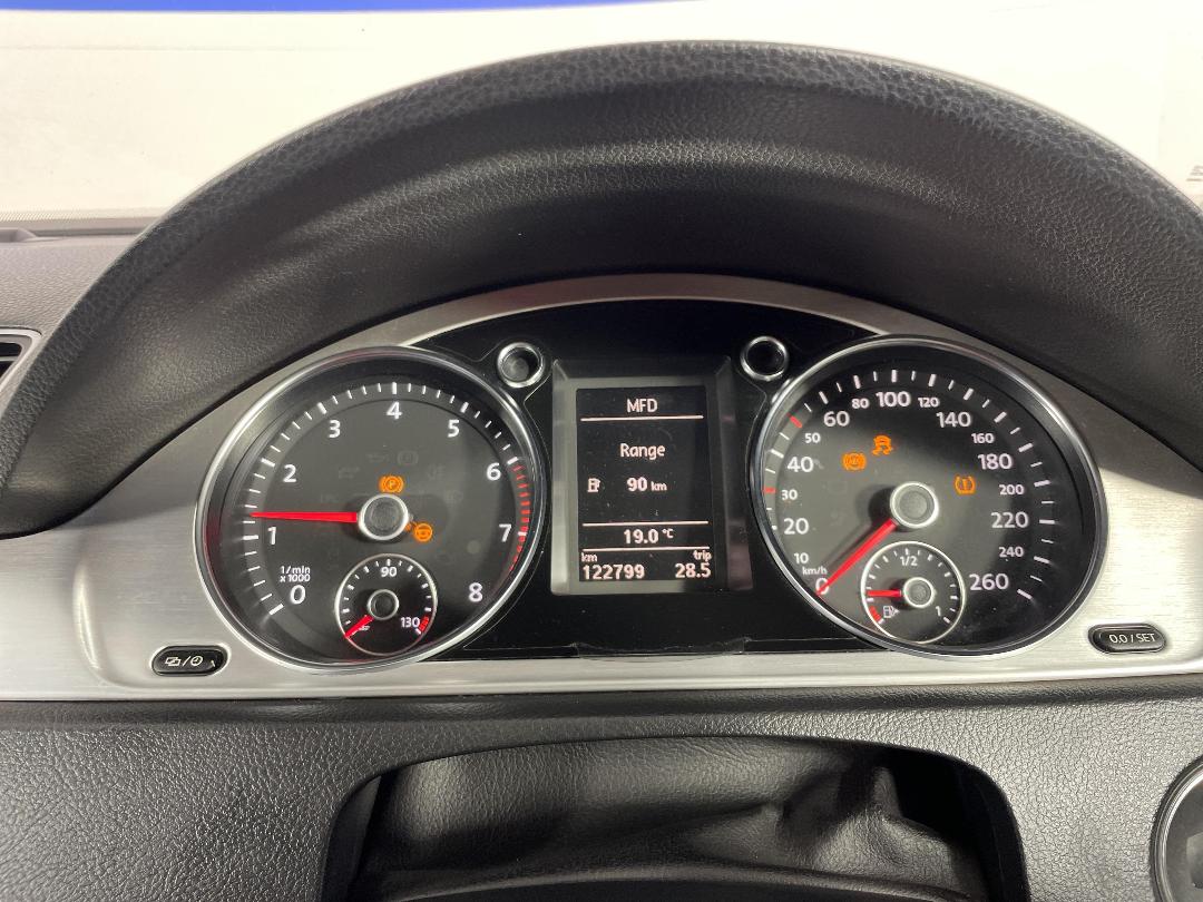 Photo '21' of Volkswagen Passat