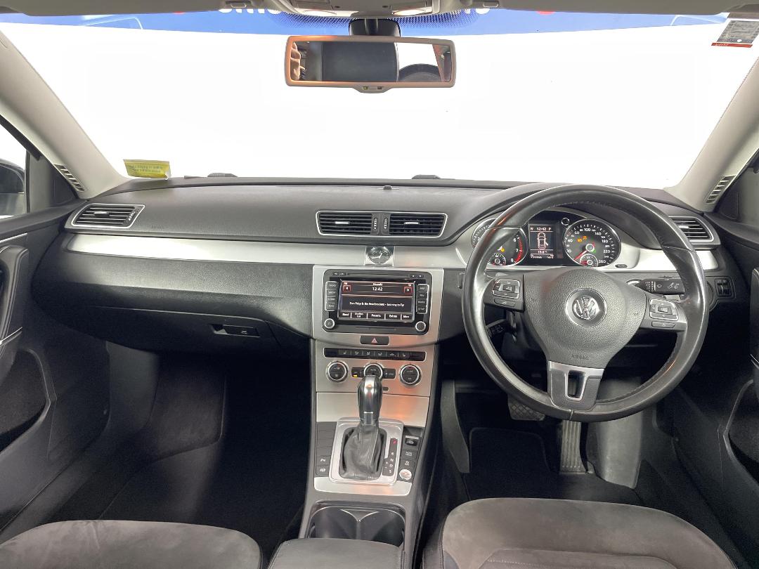 Photo '17' of Volkswagen Passat