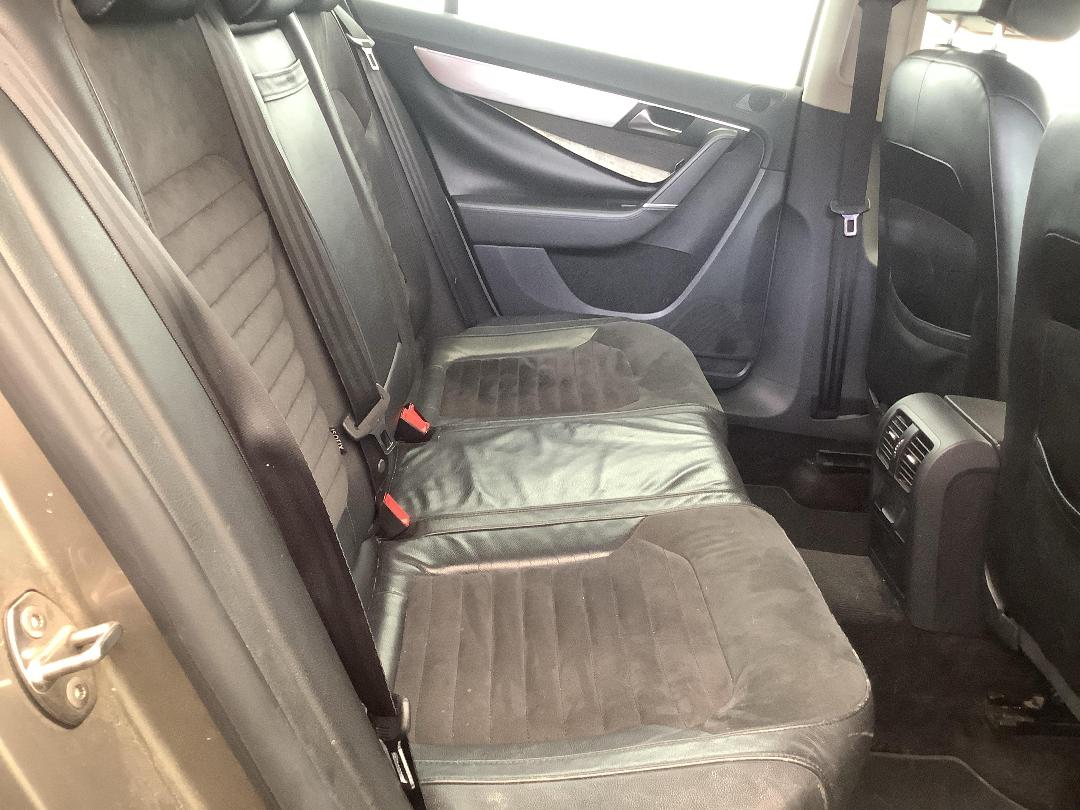 Photo '6' of Volkswagen Passat