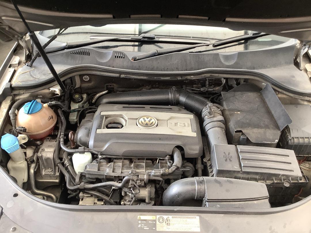 Photo '8' of Volkswagen Passat