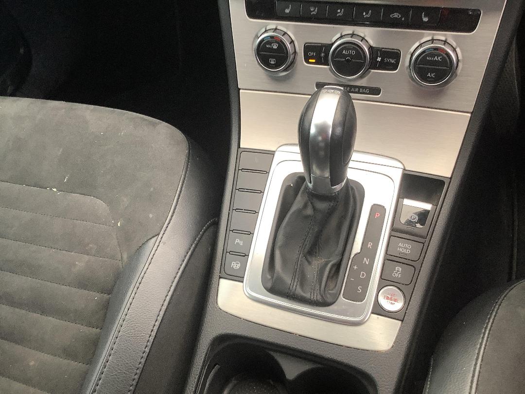 Photo '13' of Volkswagen Passat