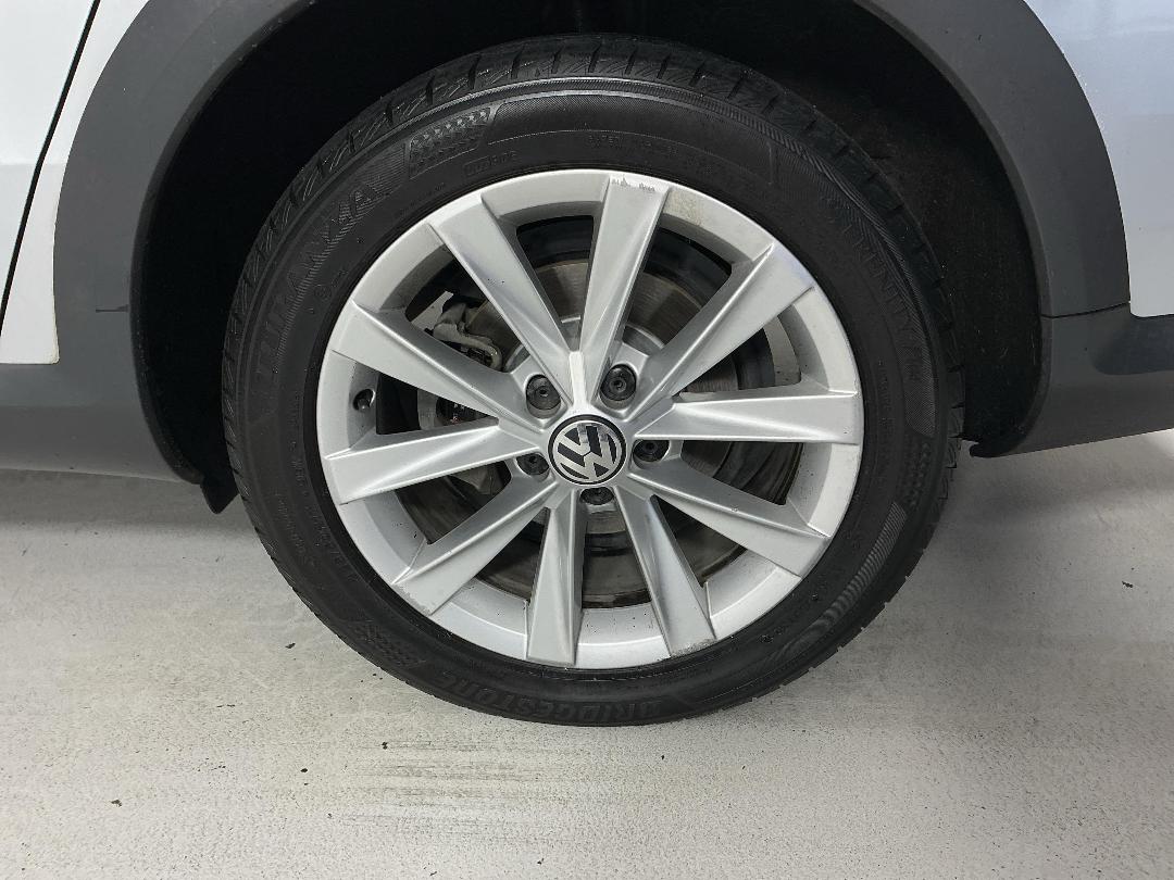 Photo '11' of Volkswagen Passat