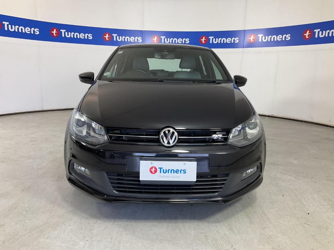 Photo '2' of Volkswagen Polo Photo '2' of Volkswagen Polo