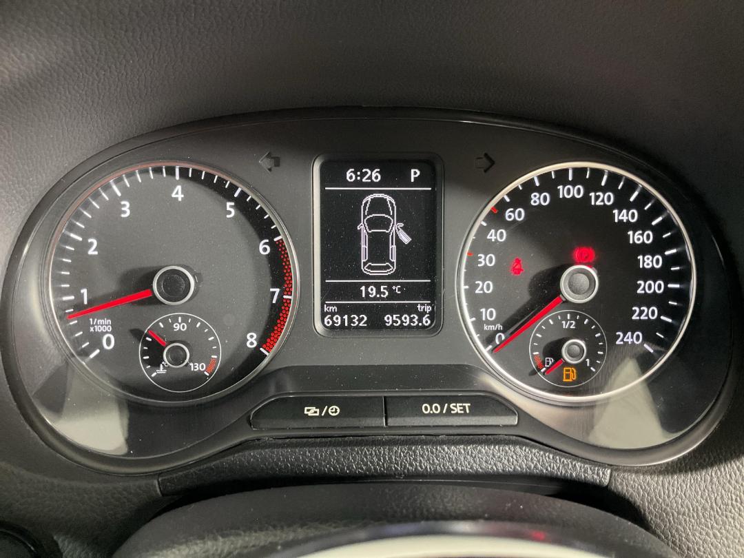 Photo '21' of Volkswagen Polo Photo '21' of Volkswagen Polo