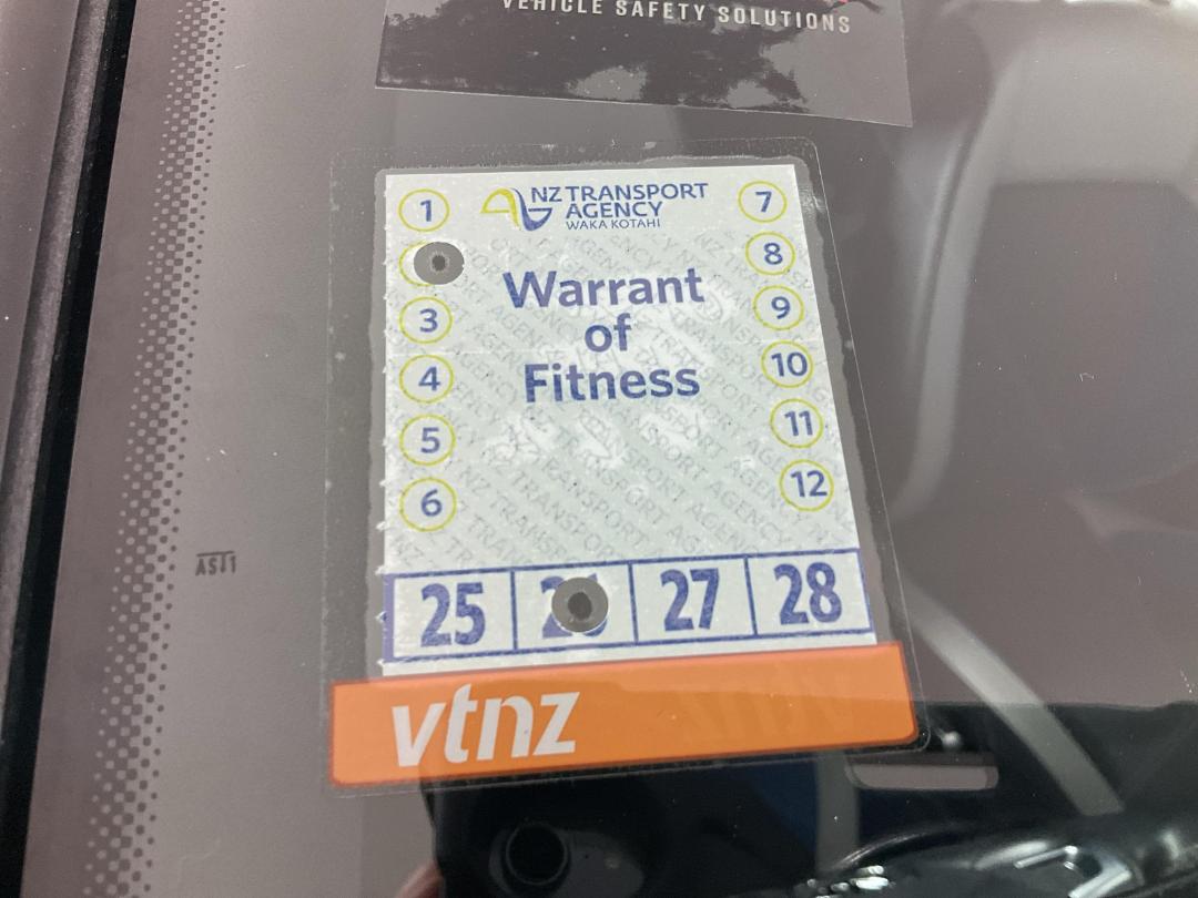 Photo '23' of Volkswagen Polo Photo '23' of Volkswagen Polo