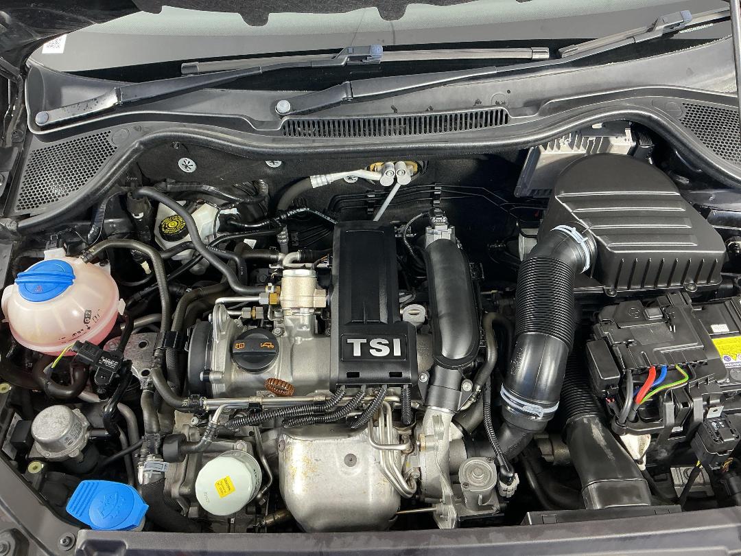 Photo '13' of Volkswagen Polo Photo '13' of Volkswagen Polo