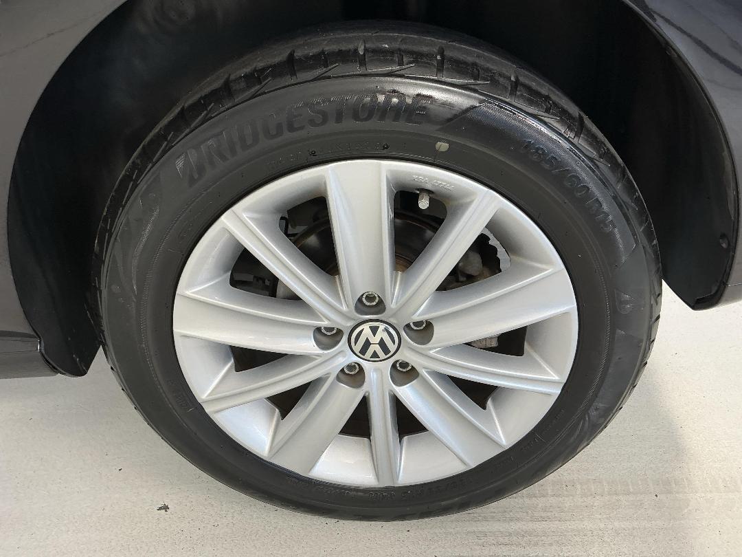 Photo '11' of Volkswagen Polo Photo '11' of Volkswagen Polo