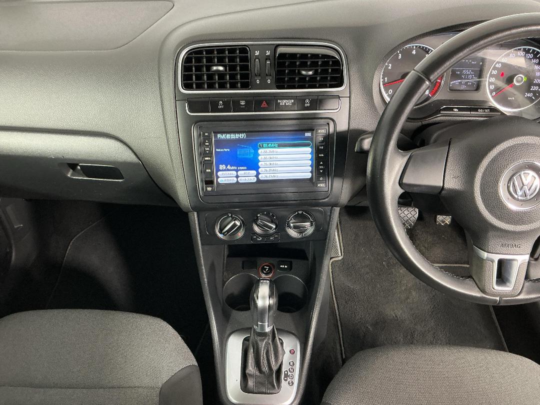 Photo '18' of Volkswagen Polo Photo '18' of Volkswagen Polo