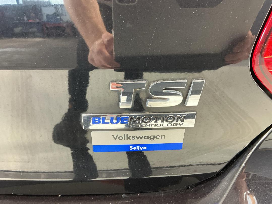 Photo '27' of Volkswagen Polo Photo '27' of Volkswagen Polo