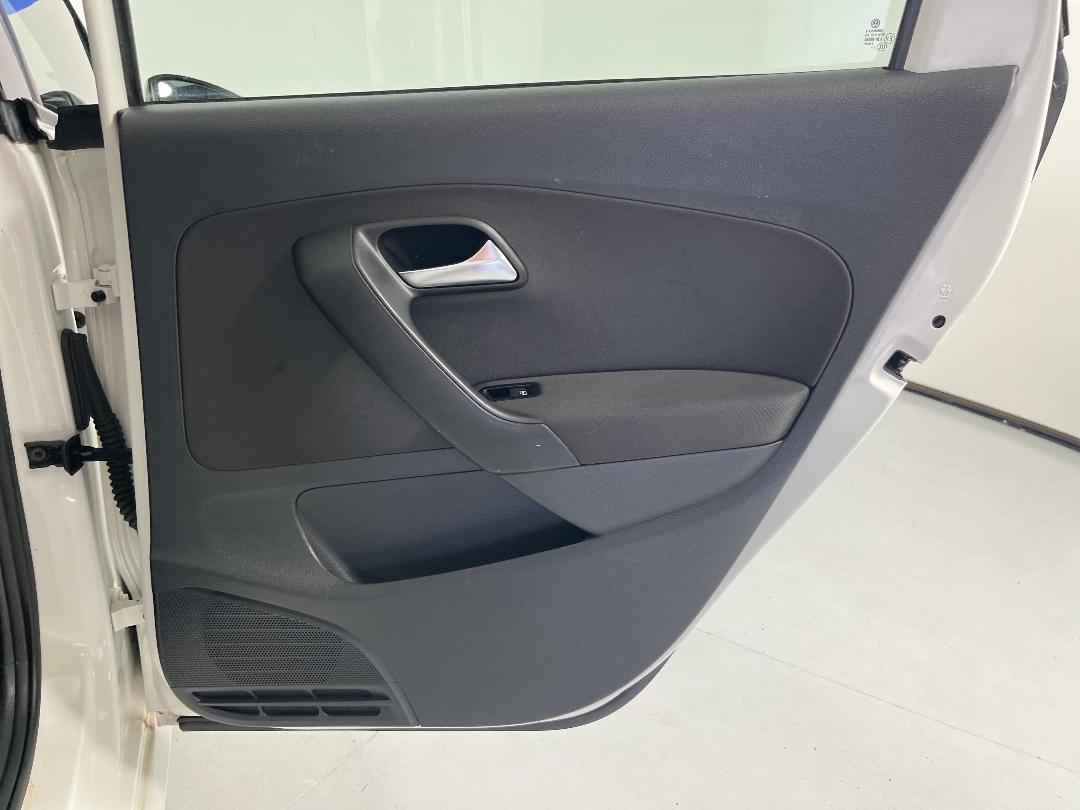 Photo '19' of Volkswagen Polo