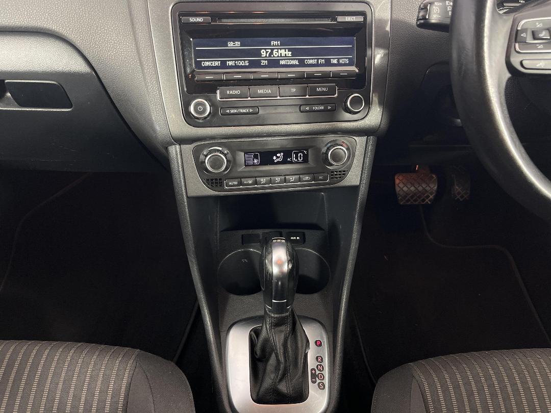 Photo '18' of Volkswagen Polo