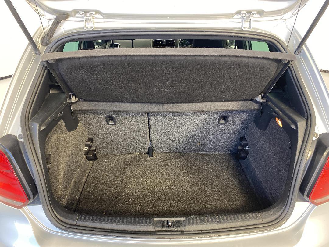 Photo '14' of Volkswagen Polo Photo '14' of Volkswagen Polo