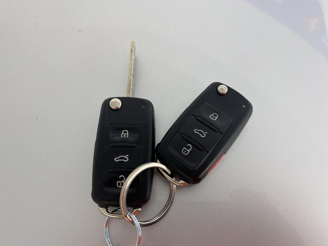 Photo '22' of Volkswagen Polo Photo '22' of Volkswagen Polo