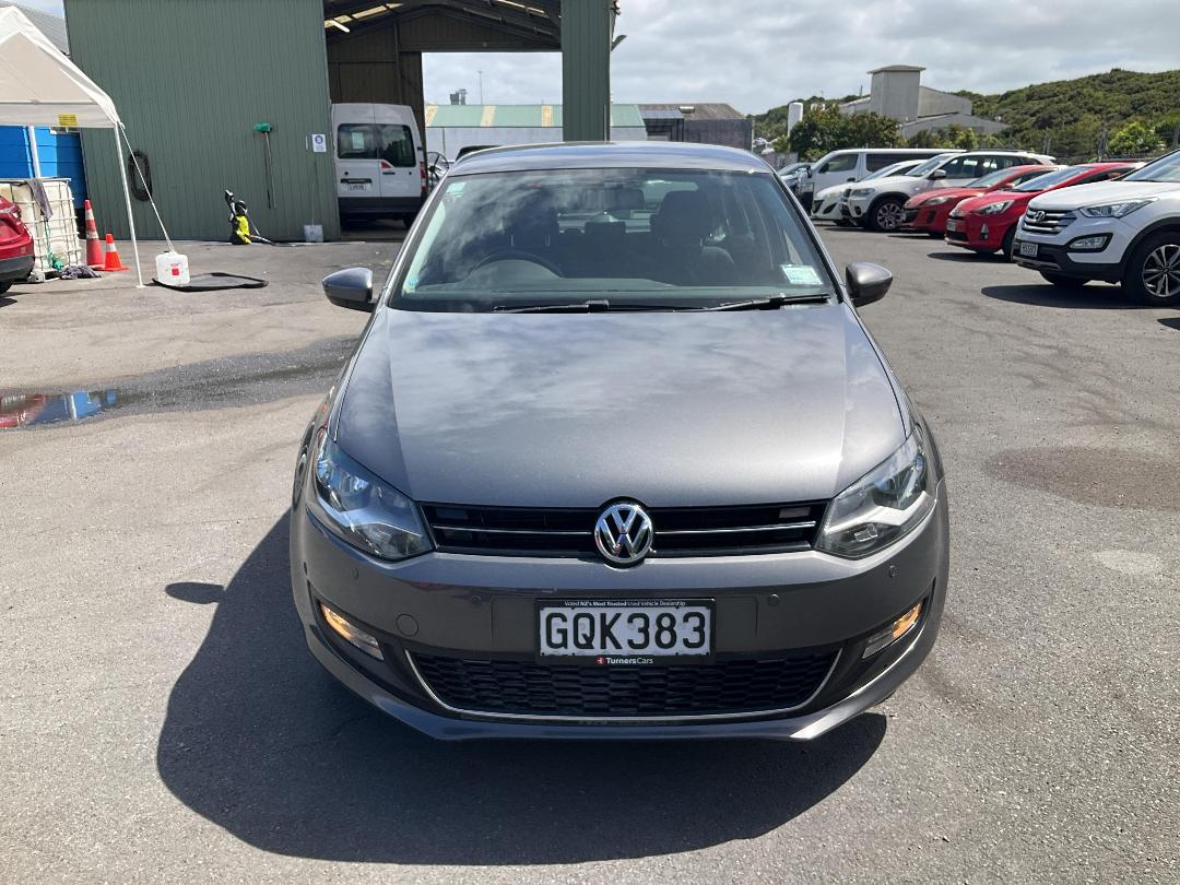 Photo '2' of Volkswagen Polo Photo '2' of Volkswagen Polo