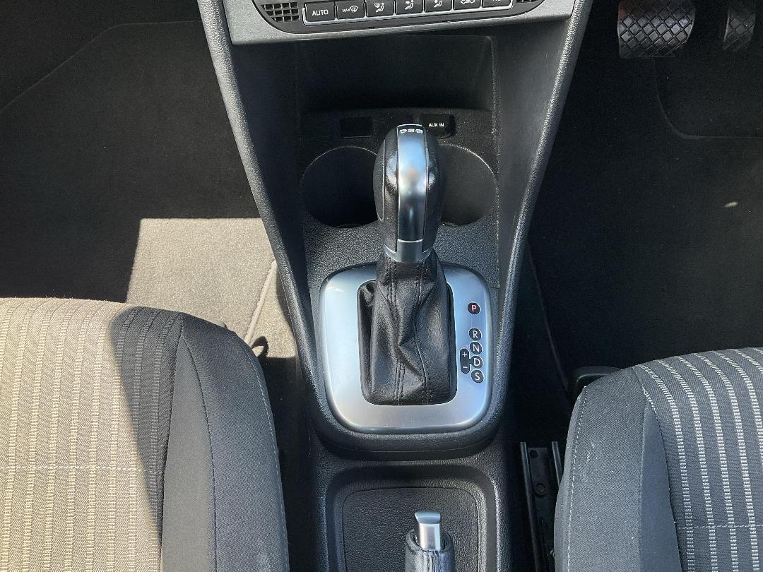 Photo '18' of Volkswagen Polo Photo '18' of Volkswagen Polo