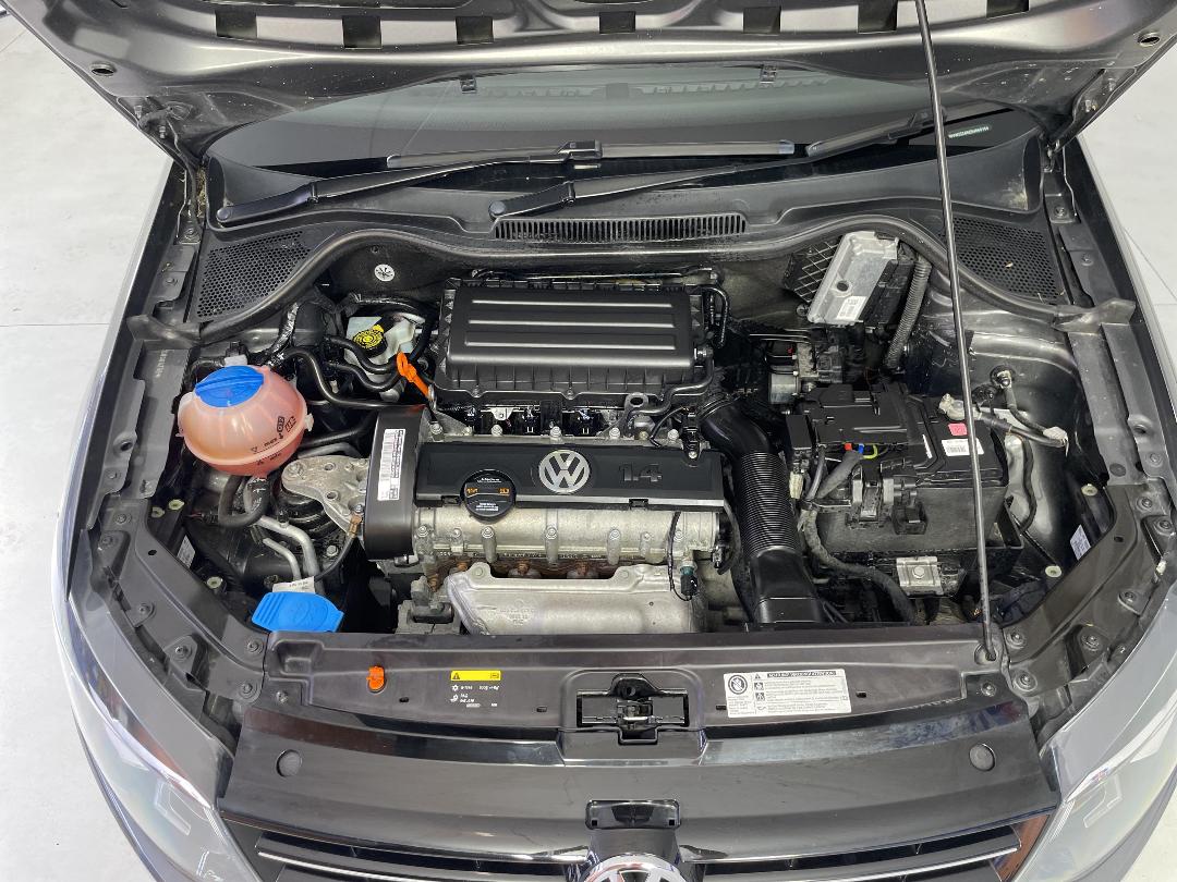 Photo '13' of Volkswagen Polo