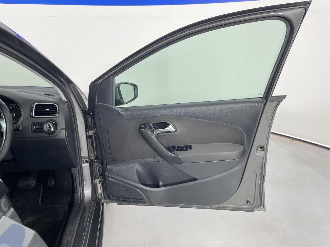 Photo '15' of Volkswagen Polo