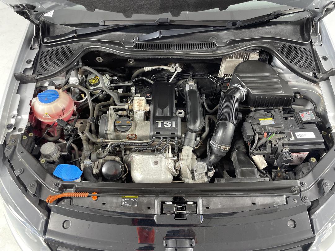 Photo '13' of Volkswagen Polo