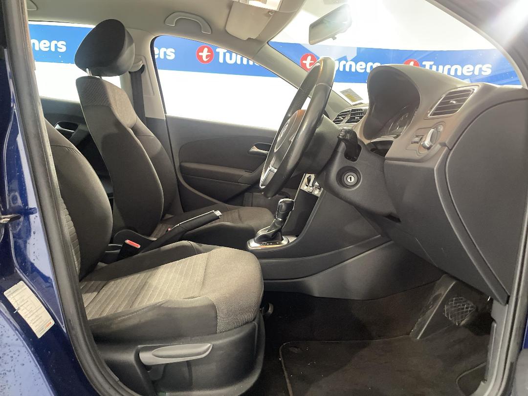 Photo '16' of Volkswagen Polo Photo '16' of Volkswagen Polo