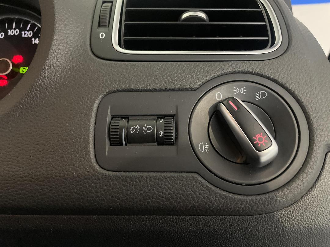 Photo '25' of Volkswagen Polo Photo '25' of Volkswagen Polo