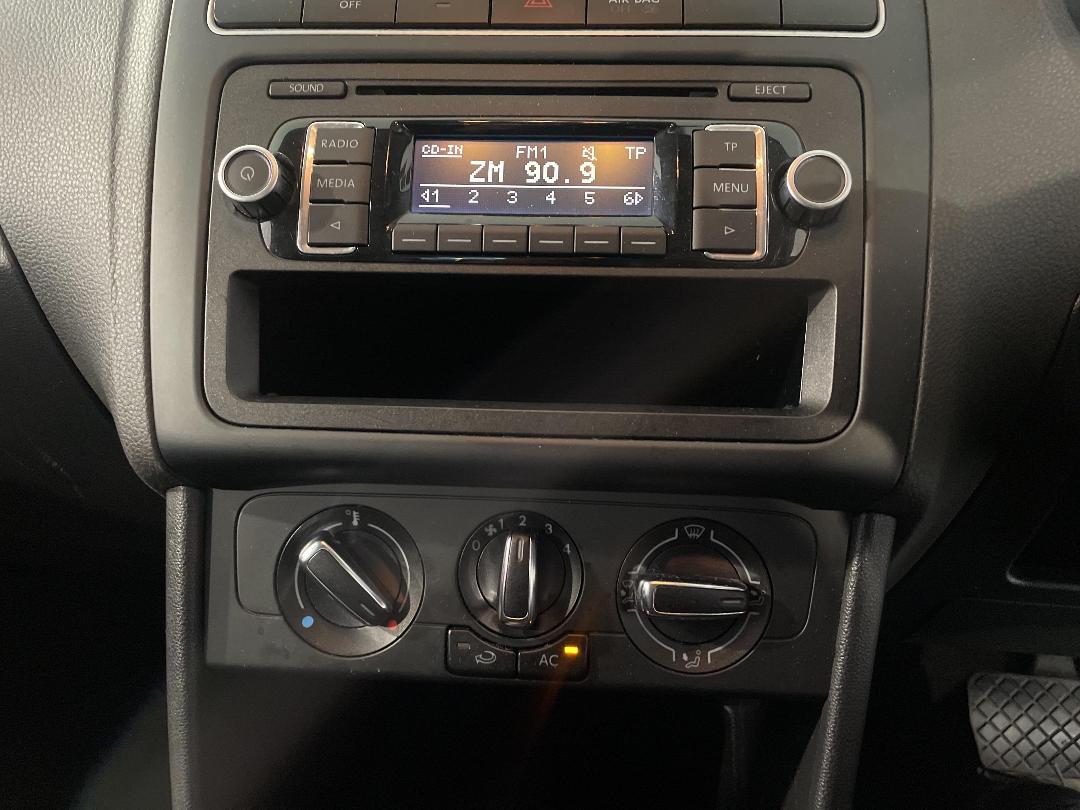 Photo '27' of Volkswagen Polo Photo '27' of Volkswagen Polo