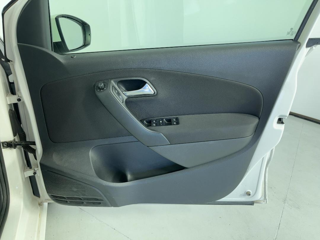 Photo '15' of Volkswagen Polo