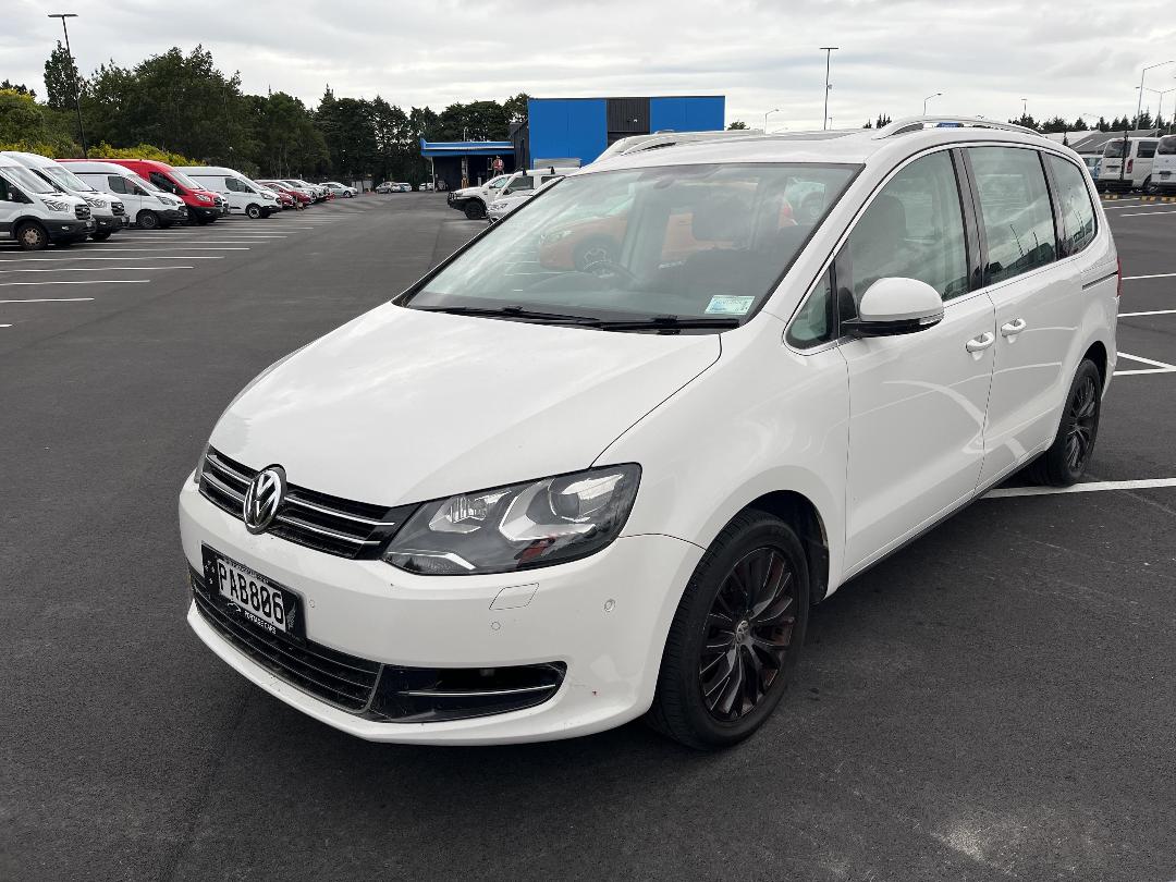 Photo '4' of Volkswagen Sharan 2.0 TSI Photo '4' of Volkswagen Sharan 2.0 TSI