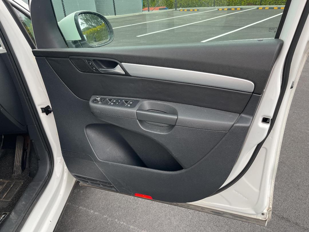 Photo '13' of Volkswagen Sharan 2.0 TSI Photo '13' of Volkswagen Sharan 2.0 TSI