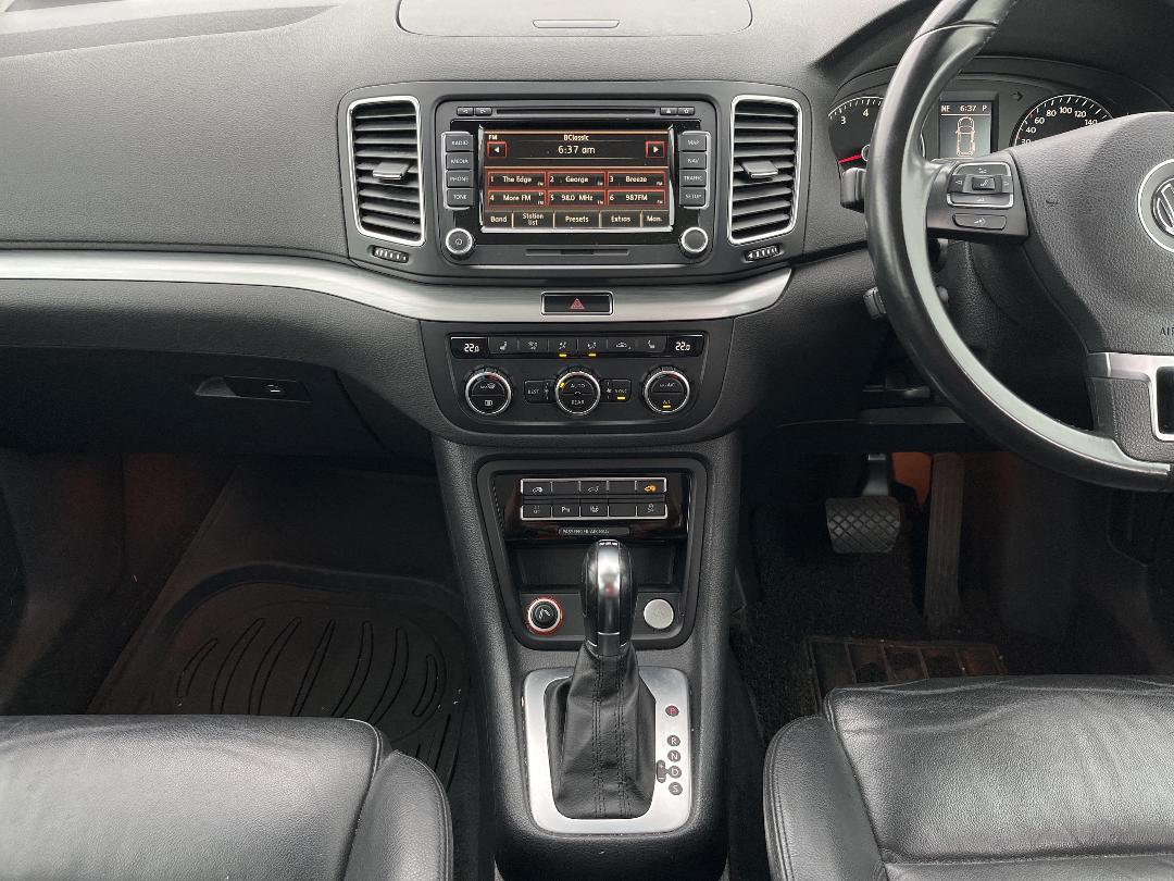 Photo '19' of Volkswagen Sharan 2.0 TSI Photo '19' of Volkswagen Sharan 2.0 TSI