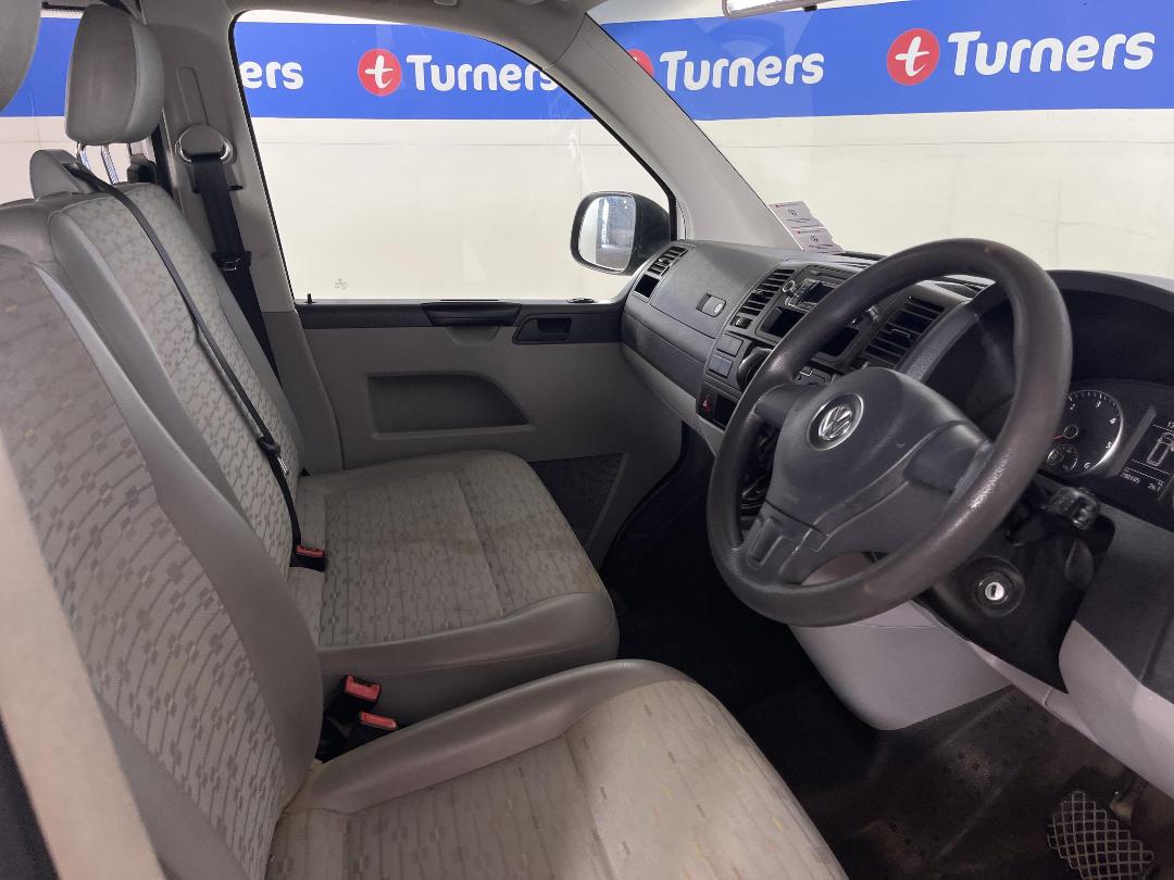 Photo '16' of Volkswagen T5