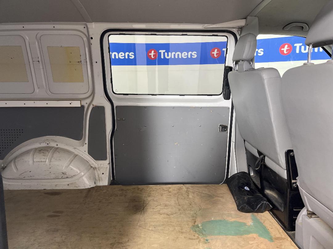 Photo '19' of Volkswagen T5