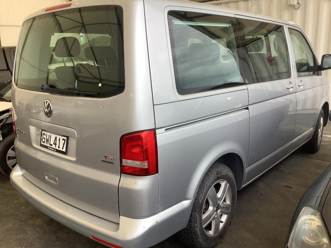 Photo '4' of Volkswagen T5 Multivan SWB