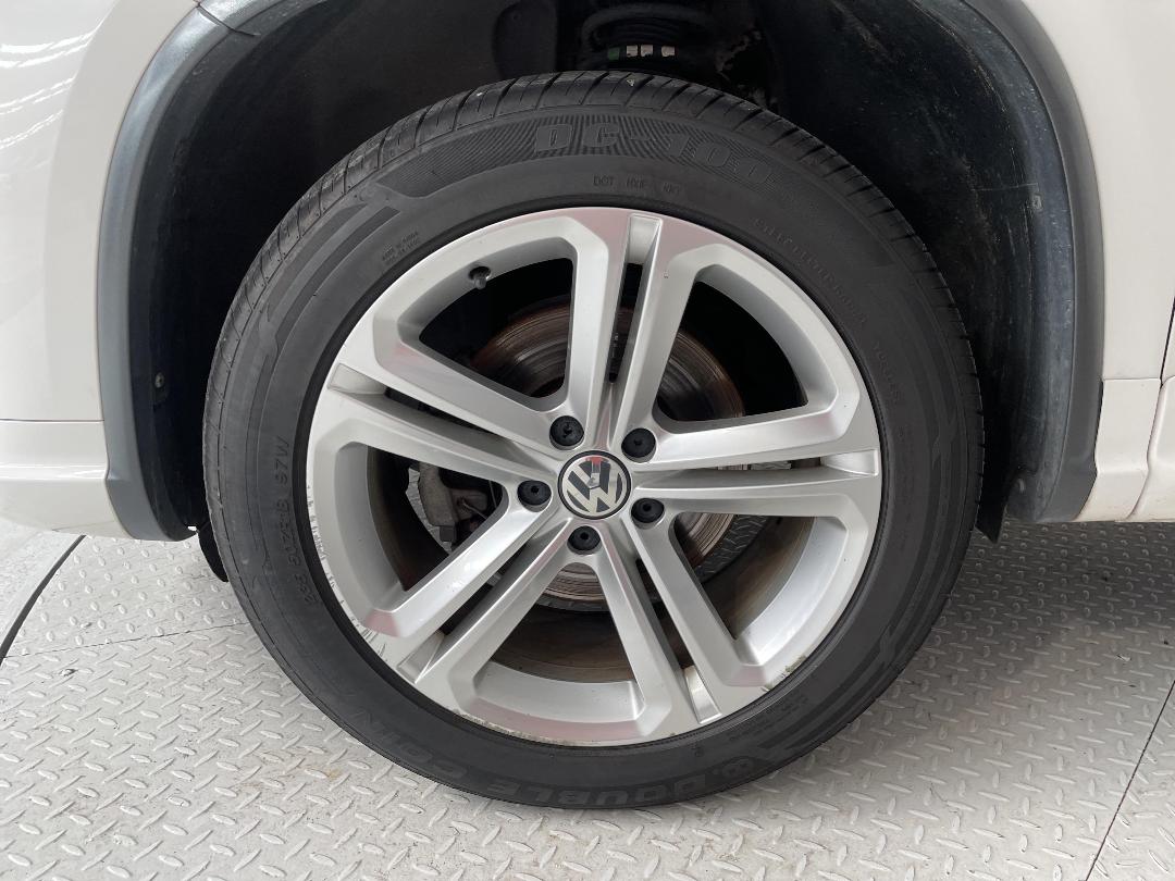 Photo '10' of Volkswagen Tiguan