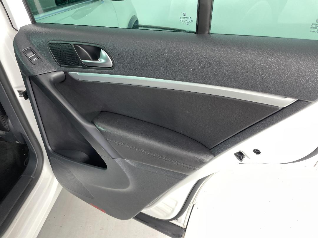 Photo '19' of Volkswagen Tiguan Photo '19' of Volkswagen Tiguan