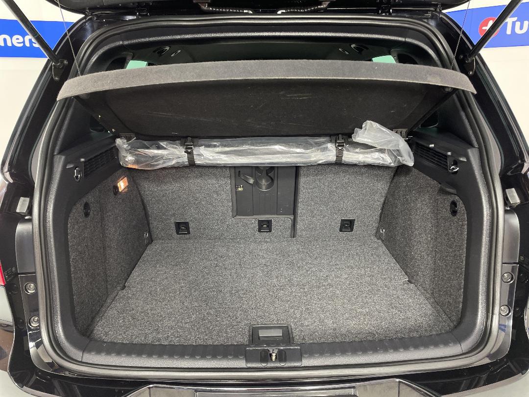 Photo '14' of Volkswagen Tiguan Photo '14' of Volkswagen Tiguan