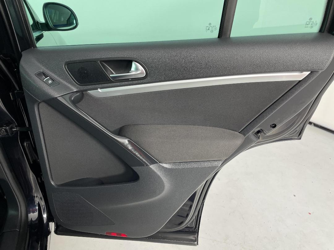 Photo '19' of Volkswagen Tiguan Photo '19' of Volkswagen Tiguan