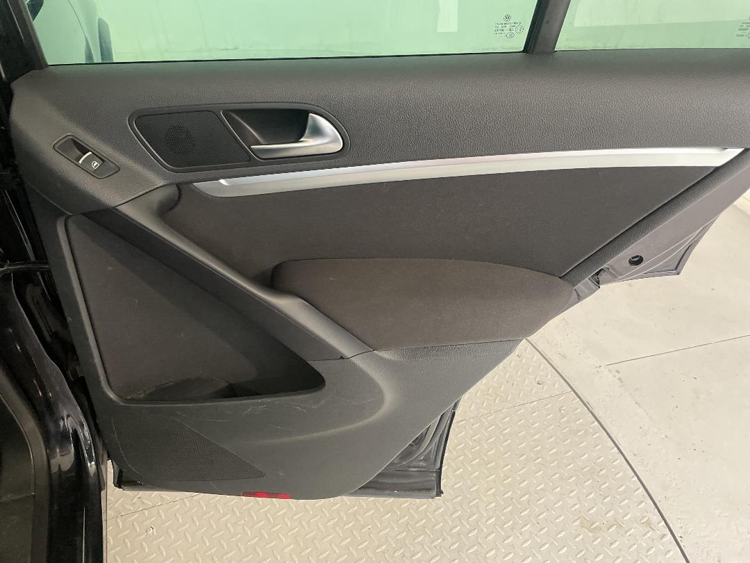 Photo '19' of Volkswagen Tiguan Photo '19' of Volkswagen Tiguan