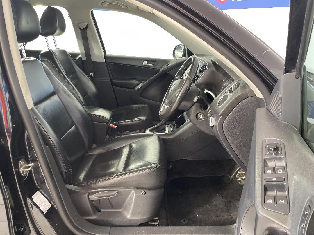 Photo '15' of Volkswagen Tiguan Photo '15' of Volkswagen Tiguan