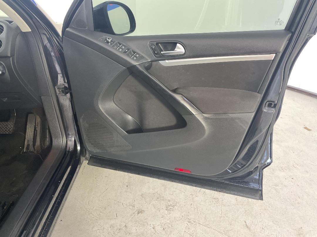 Photo '15' of Volkswagen Tiguan