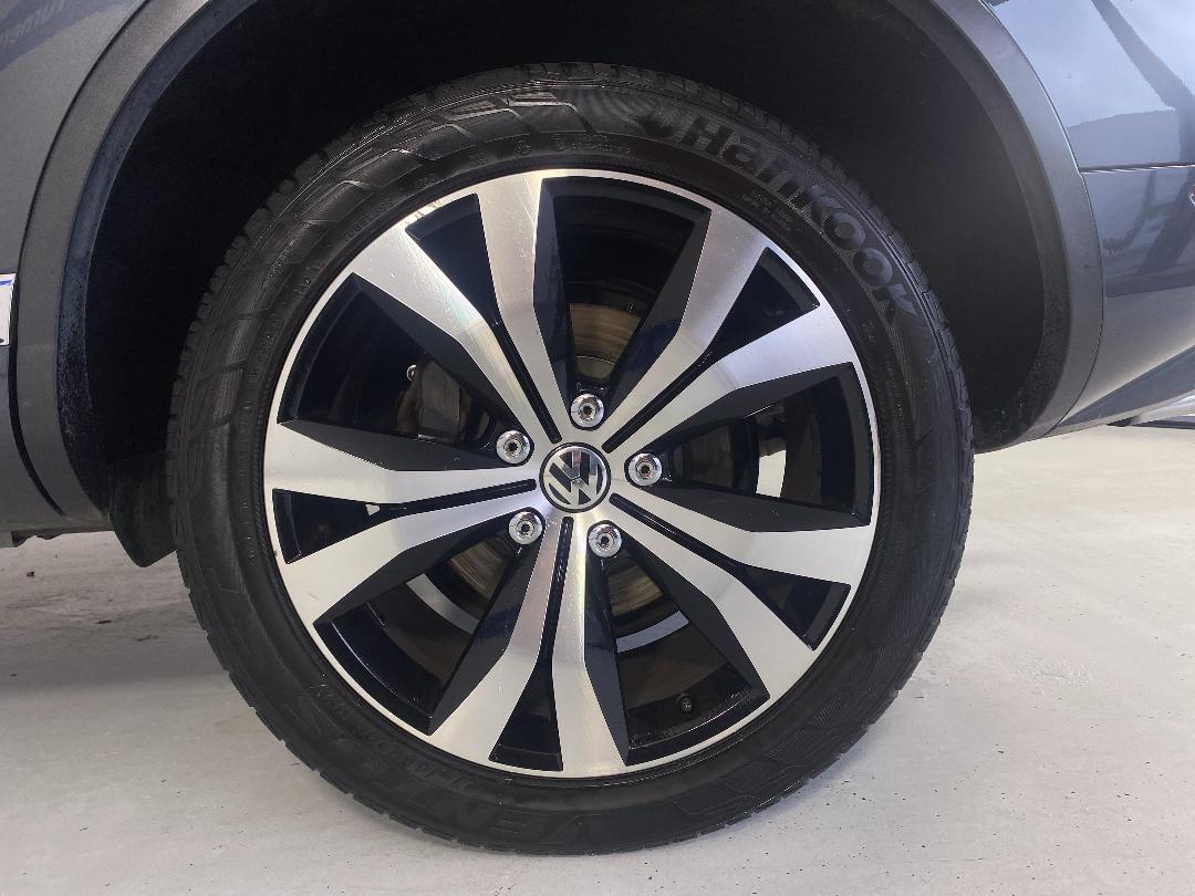 Photo '11' of Volkswagen Touareg