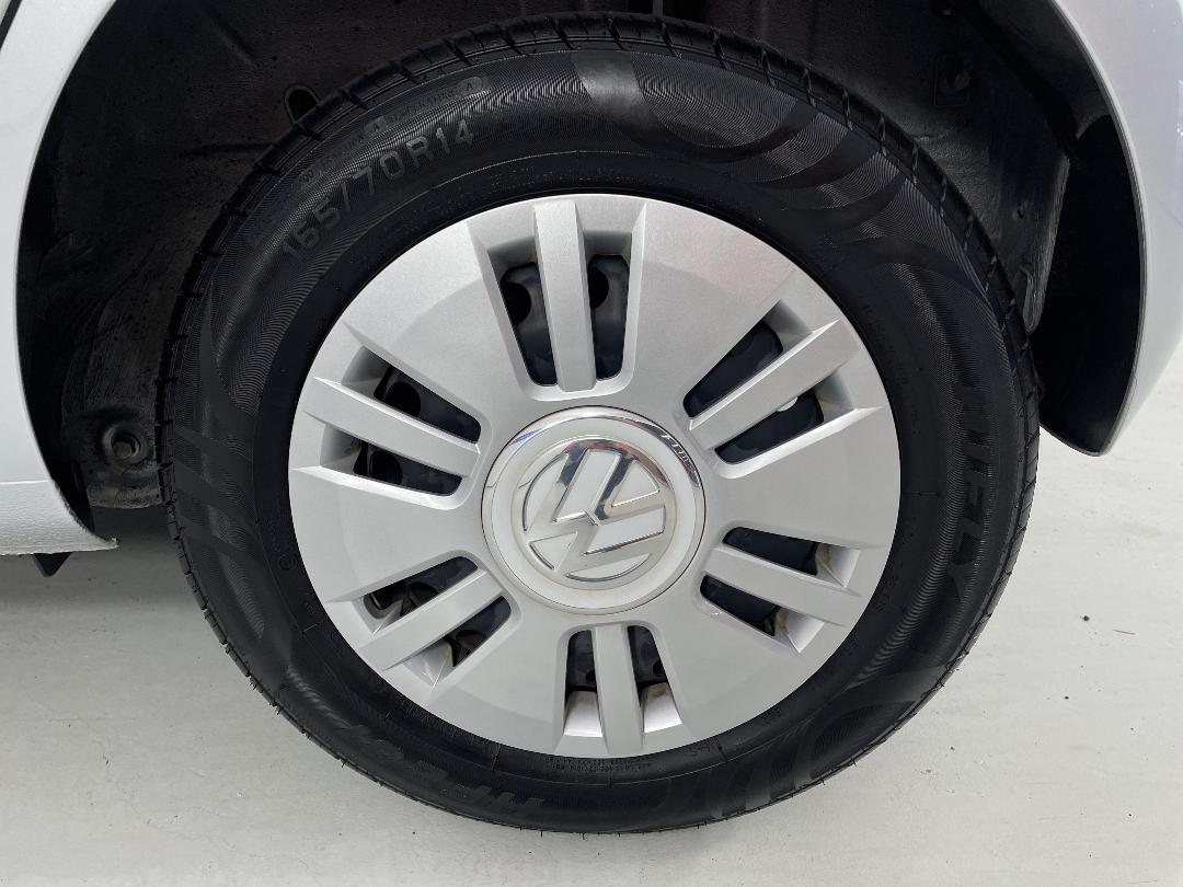 Photo '11' of Volkswagen UP