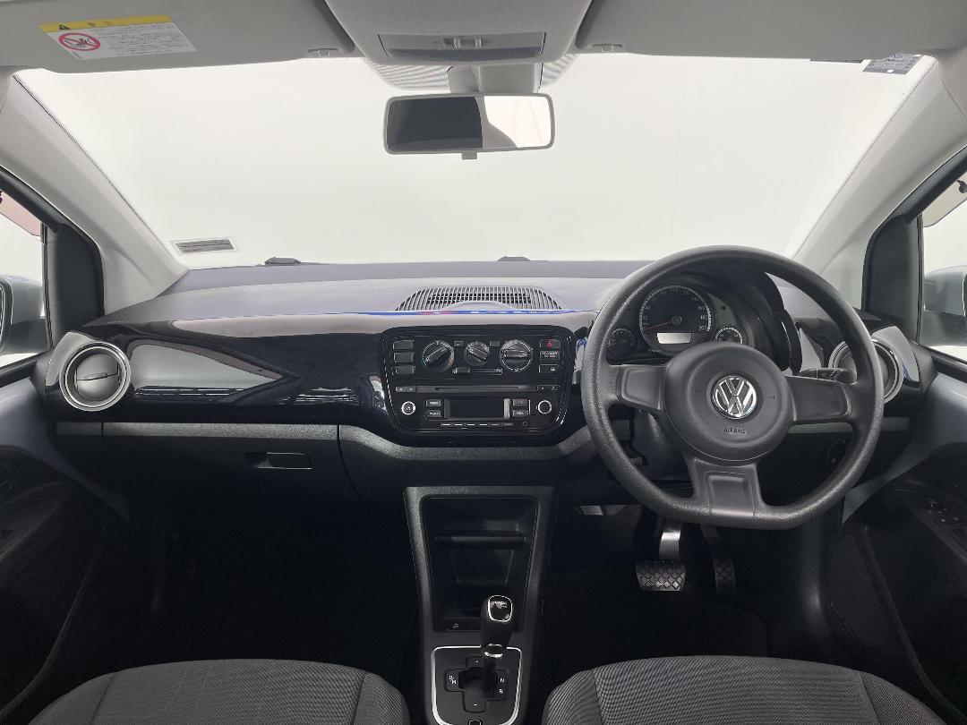 Photo '17' of Volkswagen UP