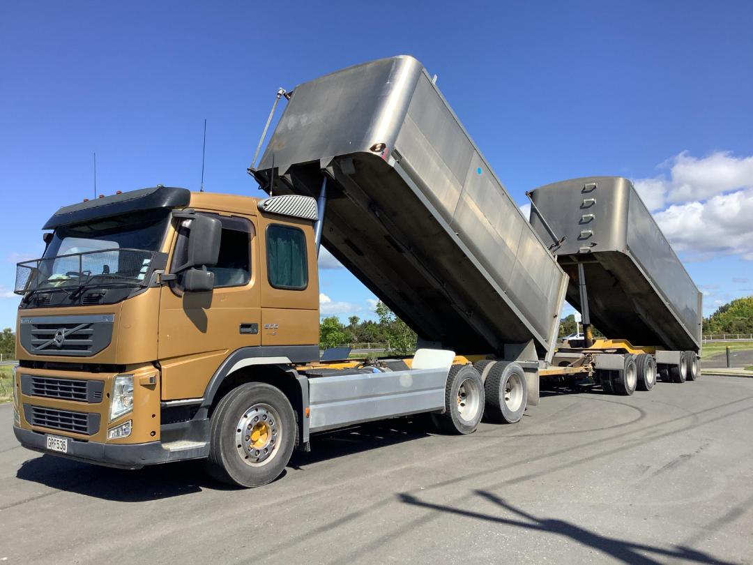 Photo '11' of Volvo FM 500 Tipper Photo '11' of Volvo FM 500 Tipper