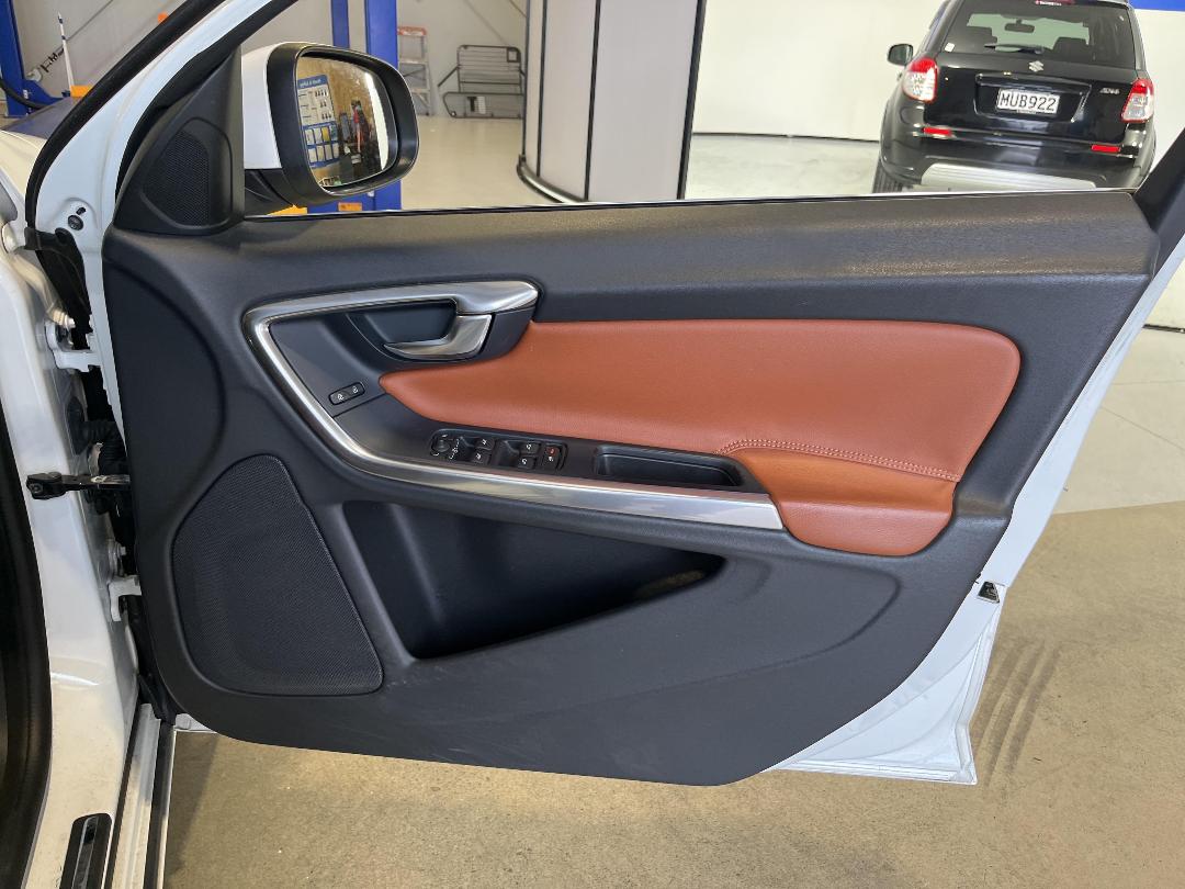 Photo '12' of Volvo S60