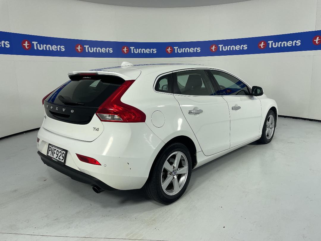 Photo '7' of Volvo V40 Photo '7' of Volvo V40