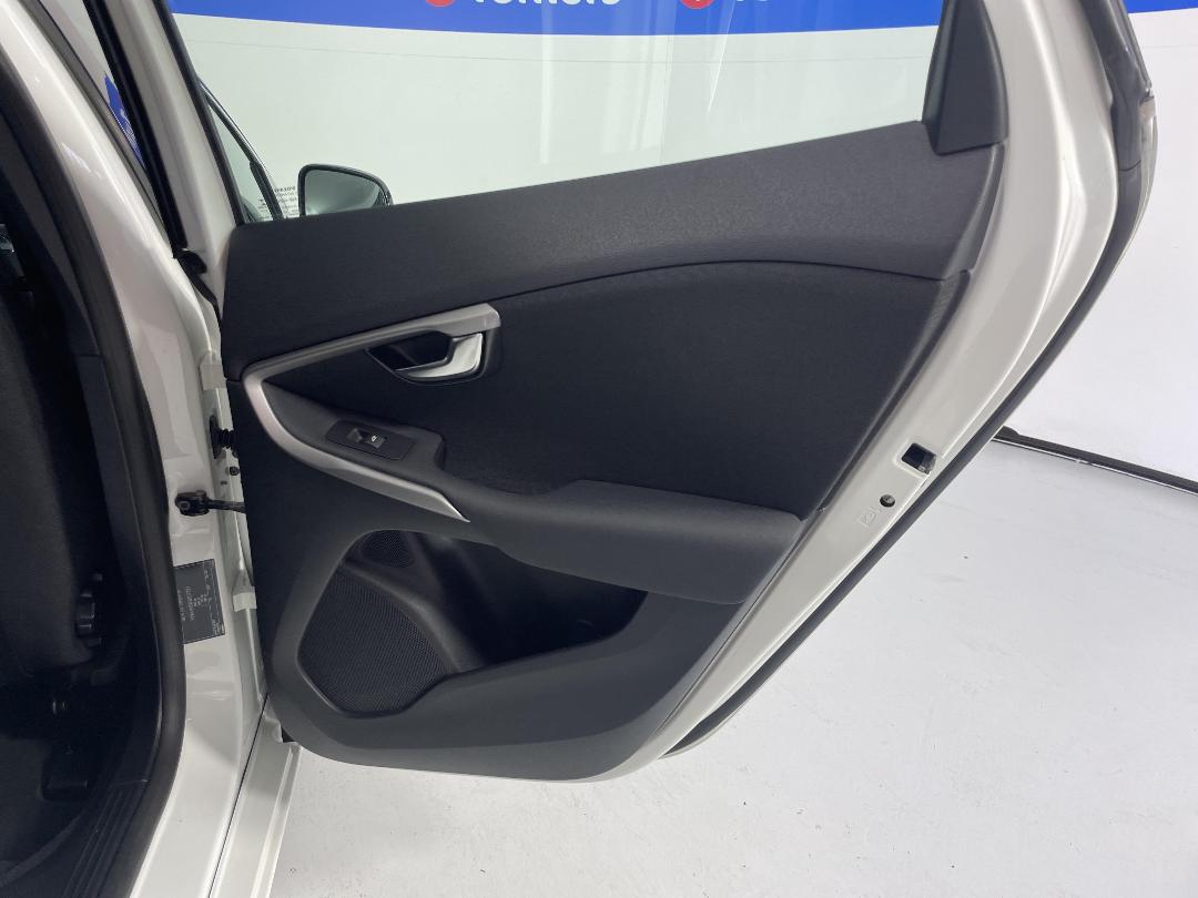 Photo '19' of Volvo V40 Photo '19' of Volvo V40