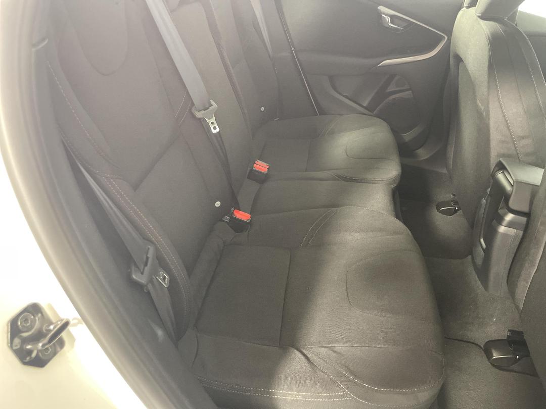 Photo '20' of Volvo V40 Photo '20' of Volvo V40